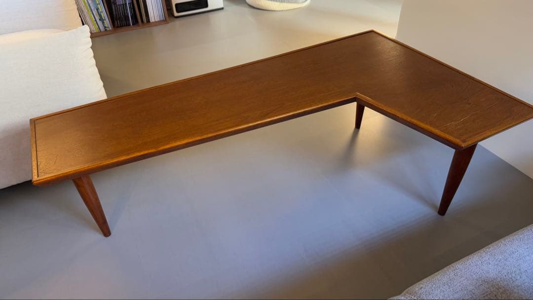 パシフィックファニチャーサービス RUDDER TEA TABLE
