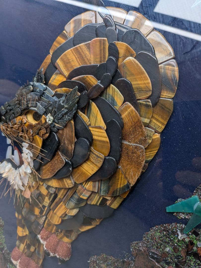 天然石虎アート作品 大きなサイズ　宝石画　タイガーアイ