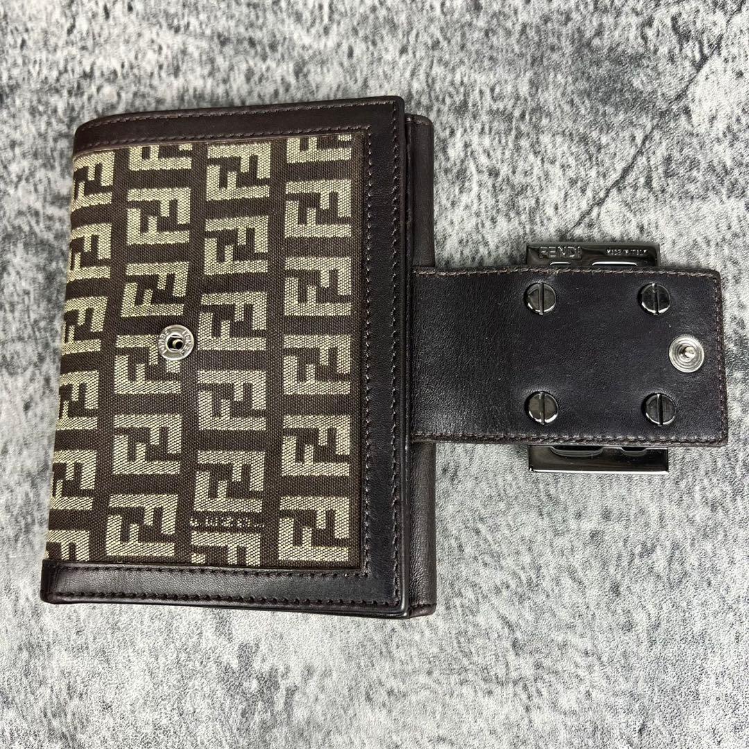 FENDI ズッカ柄 レザー×キャンバス 二つ折り財布 エフイズロゴ