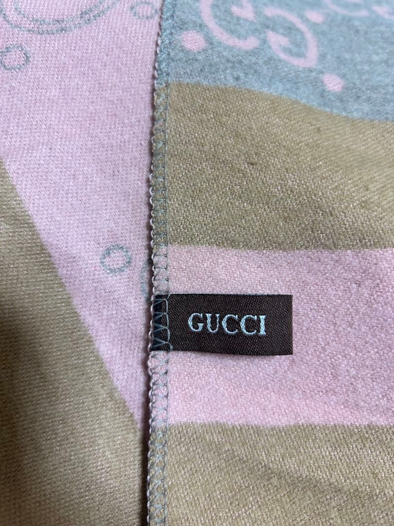 グッチ マフラー