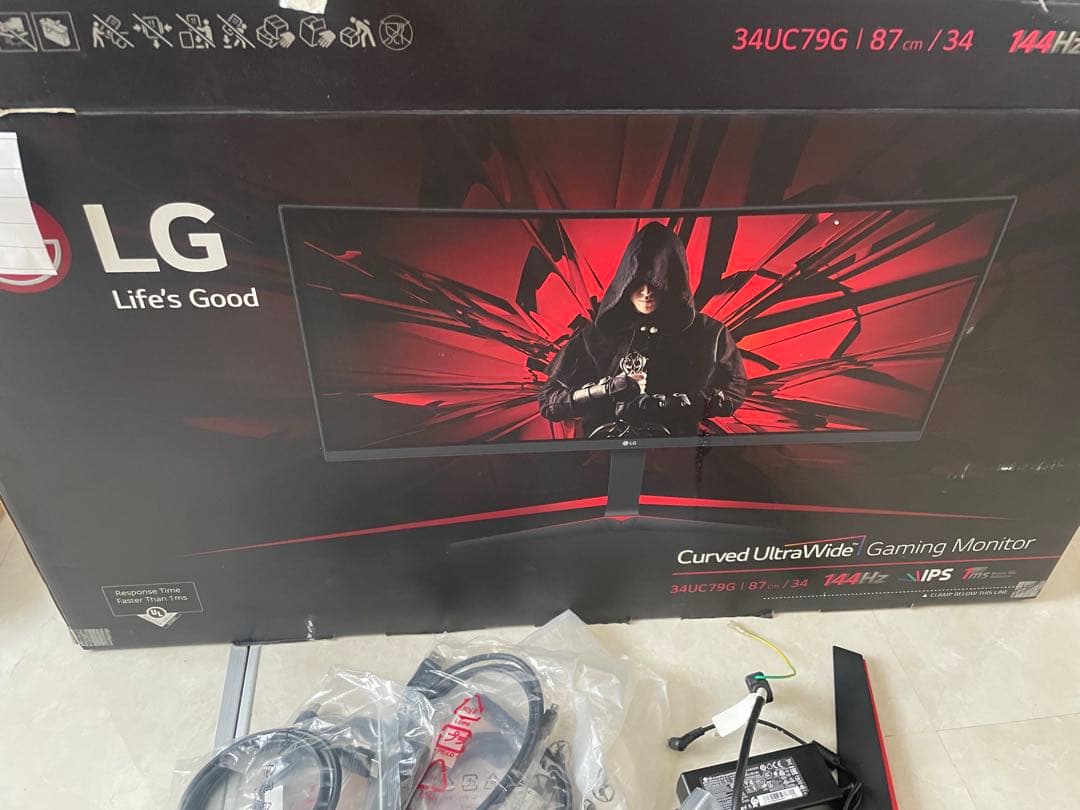 【極美品】ウルトラワイドモニター34 ゲーミング湾曲144Hz
