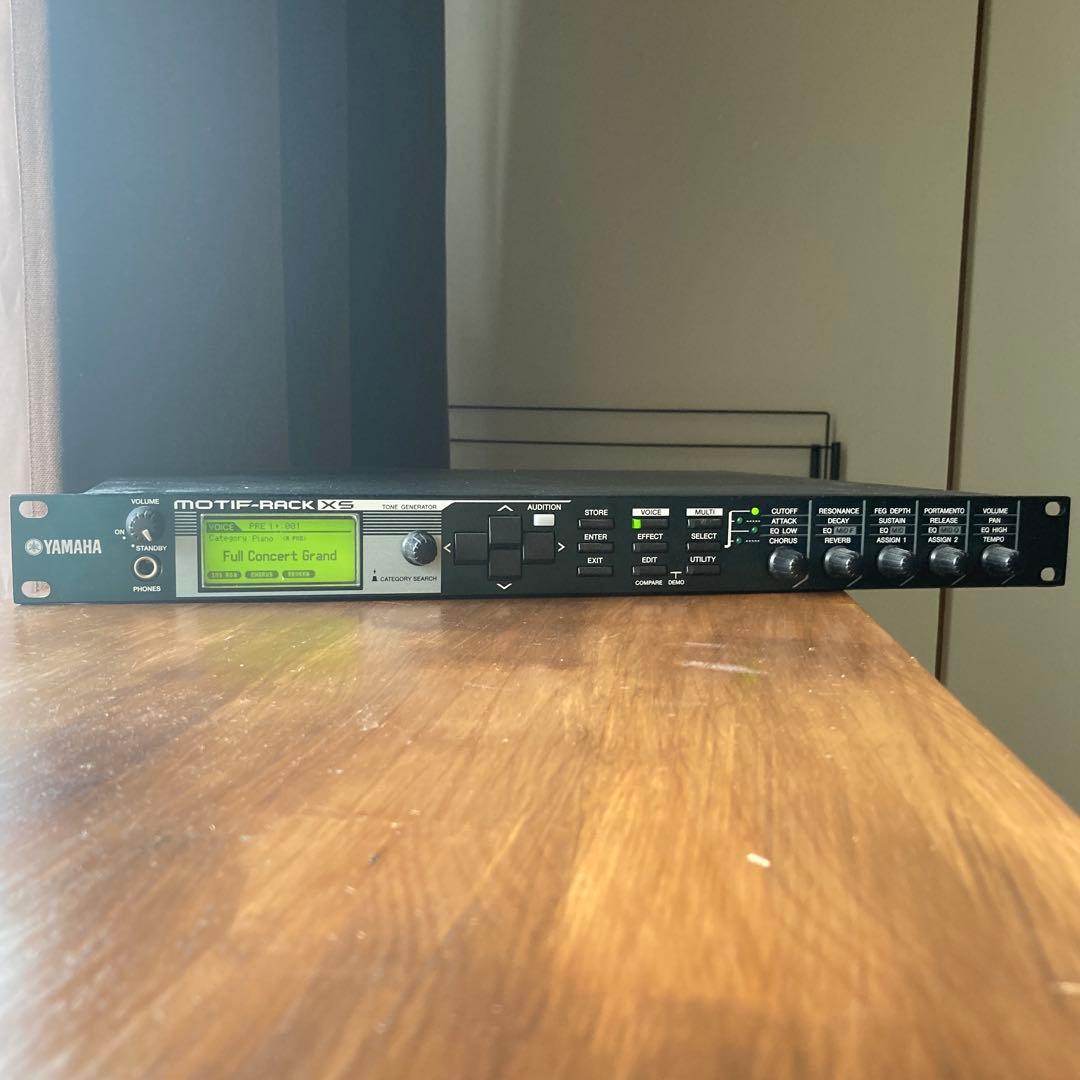 YAMAHA MOTIF RACK XS 音源モジュール