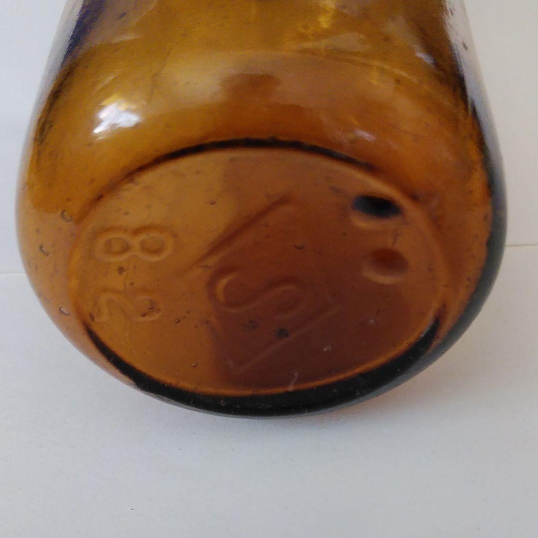 古い瓶　ビン びん