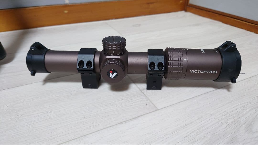 サ*ク様 VictOptics S6 Burnt Brown 1-6x24