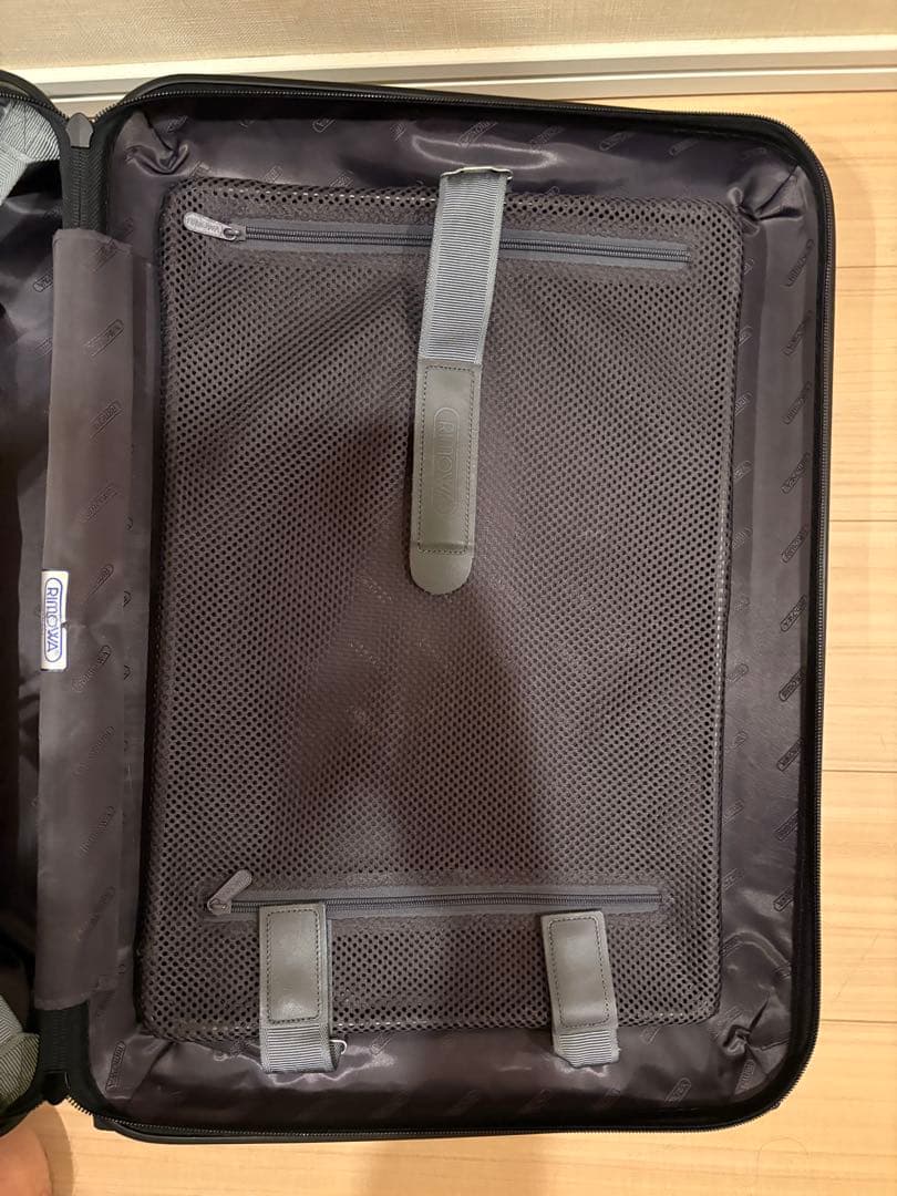 【希少】RIMOWAサルサスーツケース　機内持ち込み可能