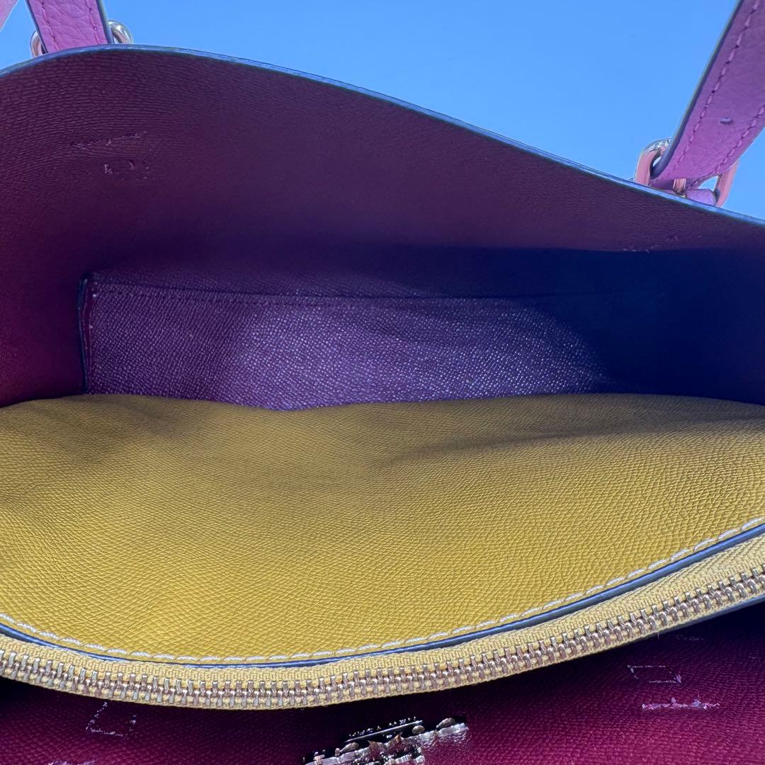 未使用級✨コーチ モリートート ショルダーバッグ 2way 3室 レザー ピンク