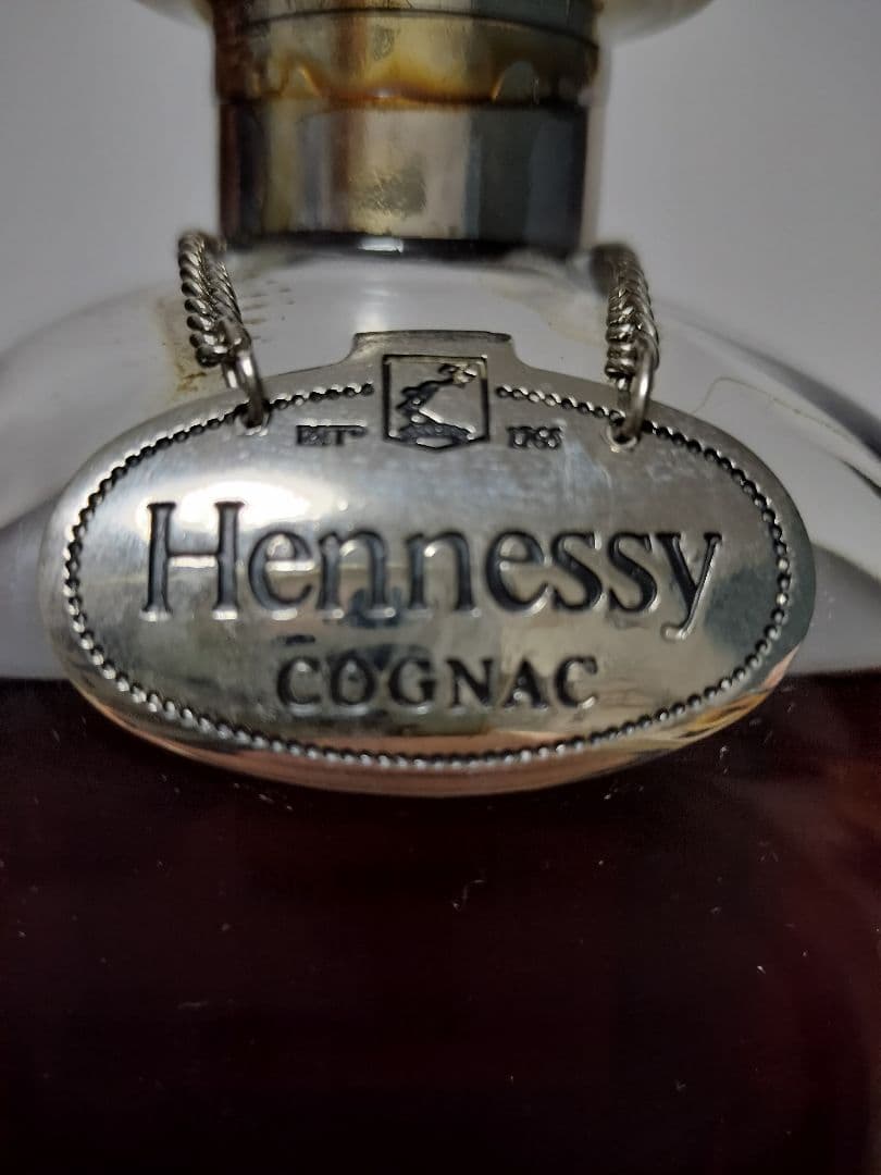 Hennessy ヘネシーシルバートップ