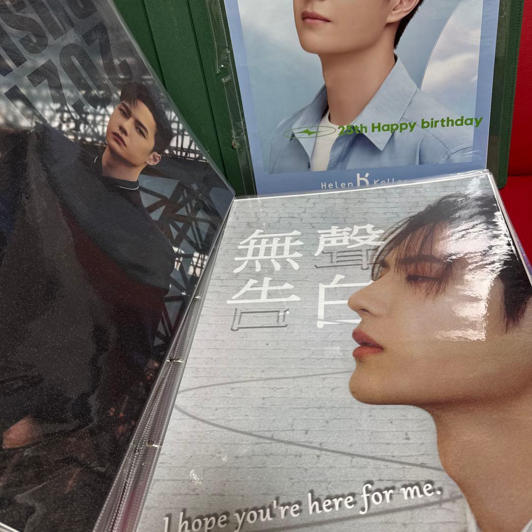 王一博カード　74枚　大サイズ　王一博ポスター