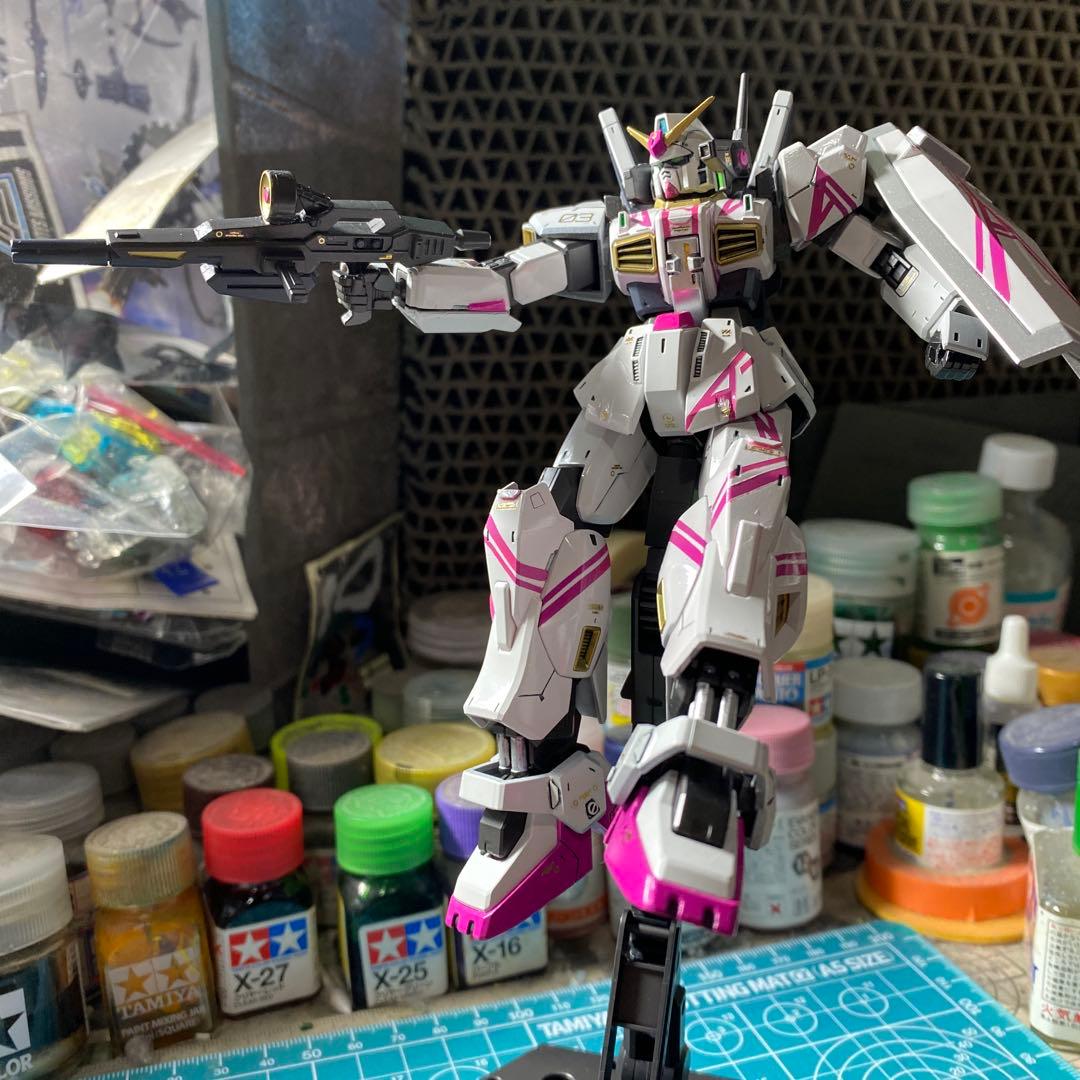 完成品　HGUC ガンダムMk–Ⅱ アムロイメージカラー