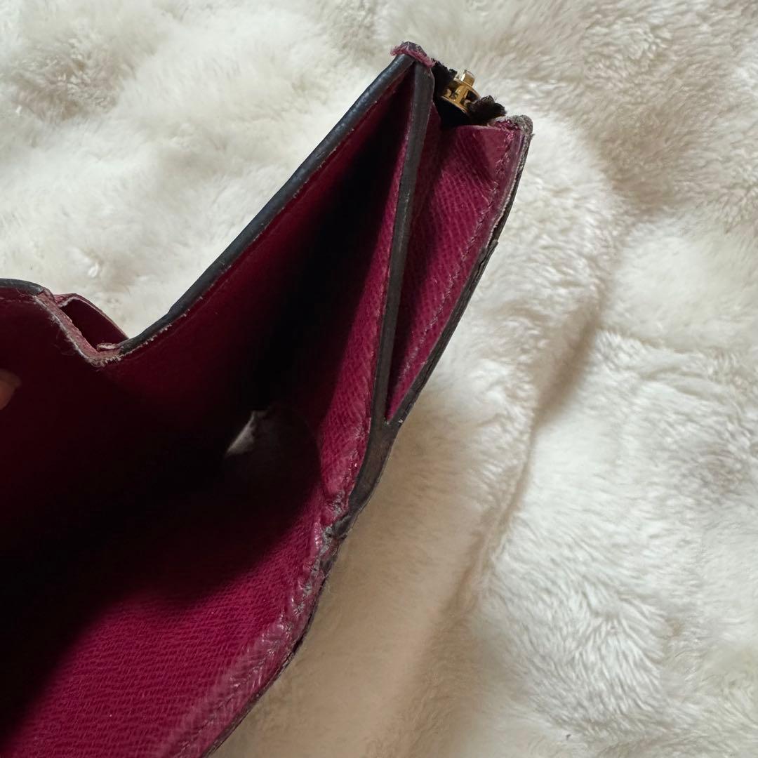 ルイヴィトン　二つ折り財布