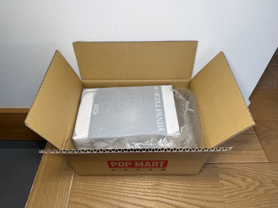 【新品完全未開封】POPMART XG スカルパンダ日本限定ぬいぐるみ