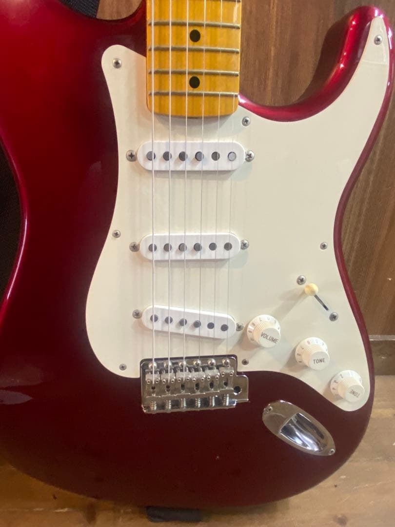 Fender フェンダー ストラトキャスター レッド エレキギター　良品