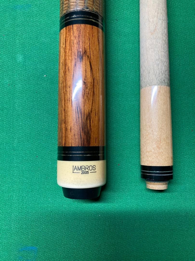 ビリヤード　ランブロスカスタムキュー シャフト3本付き