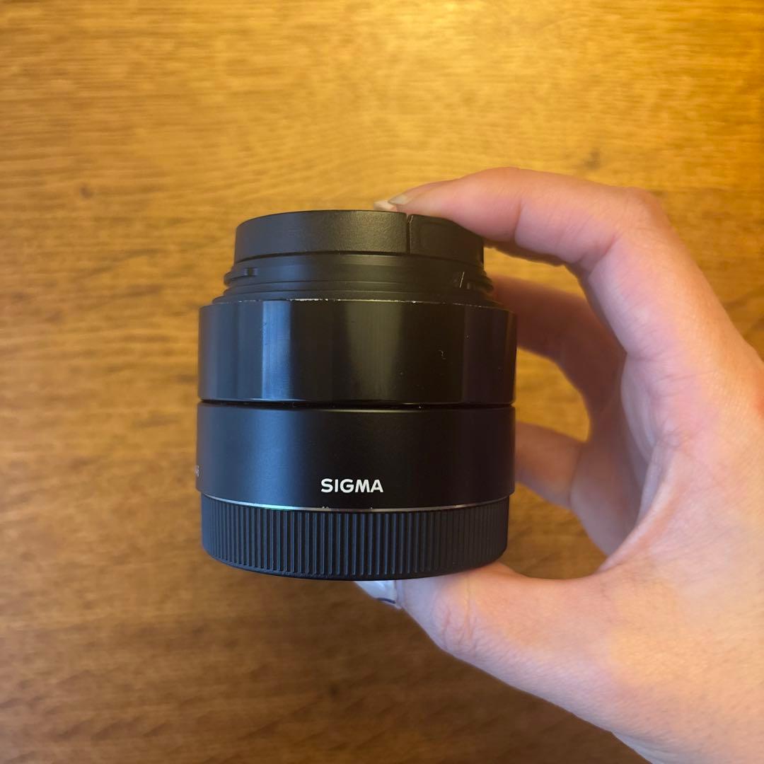 【Yuさま専用】SIGMA 単焦点レンズ 30mm F2.8 DN SONY