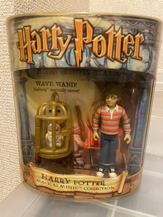 ハリーポッター　マジカルミニ　ハリー & ヘドウィグ（白フクロウ）フィギュア