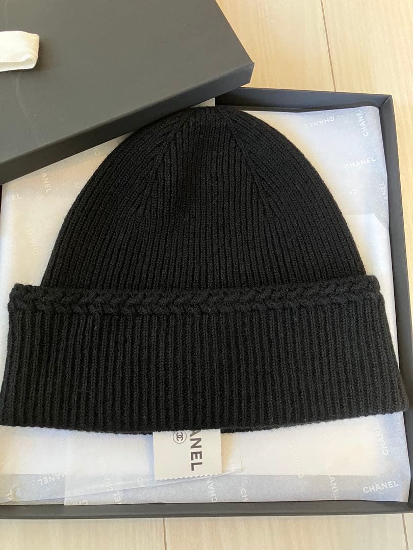 CHANELニット帽❤︎ブラック&ピンク　25B 最新作