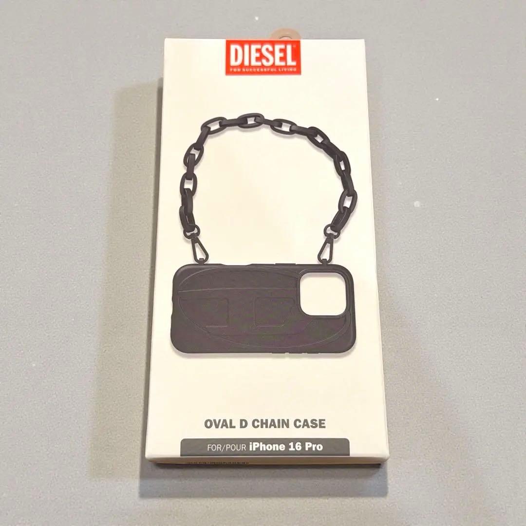 iPhoneアクセサリー DIESEL OVAL D CHAIN CASE for iPhone16Pro