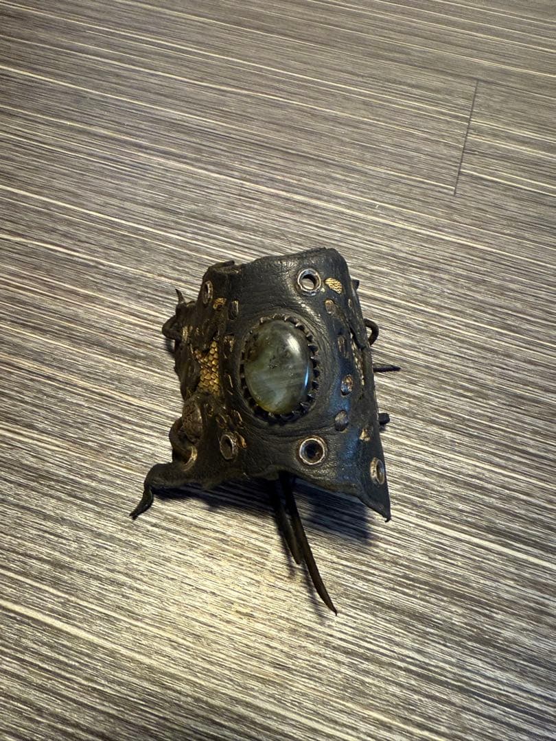 WILD HEARTレザーブレスレット