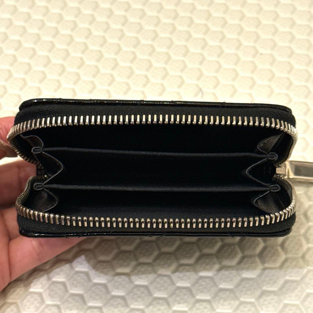 CHANEL パテント ラムスキン ケース　ブラック