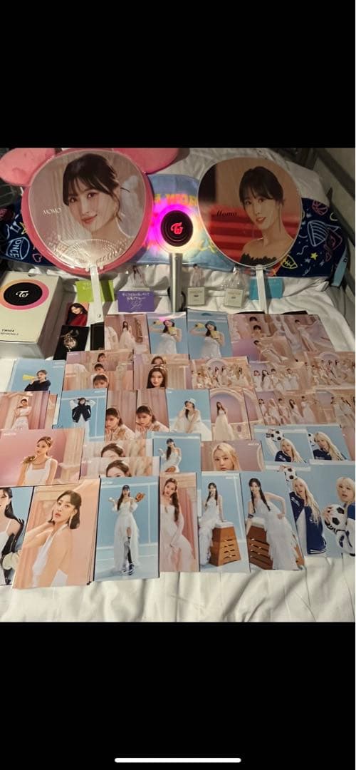 TWICE グッズ コレクション