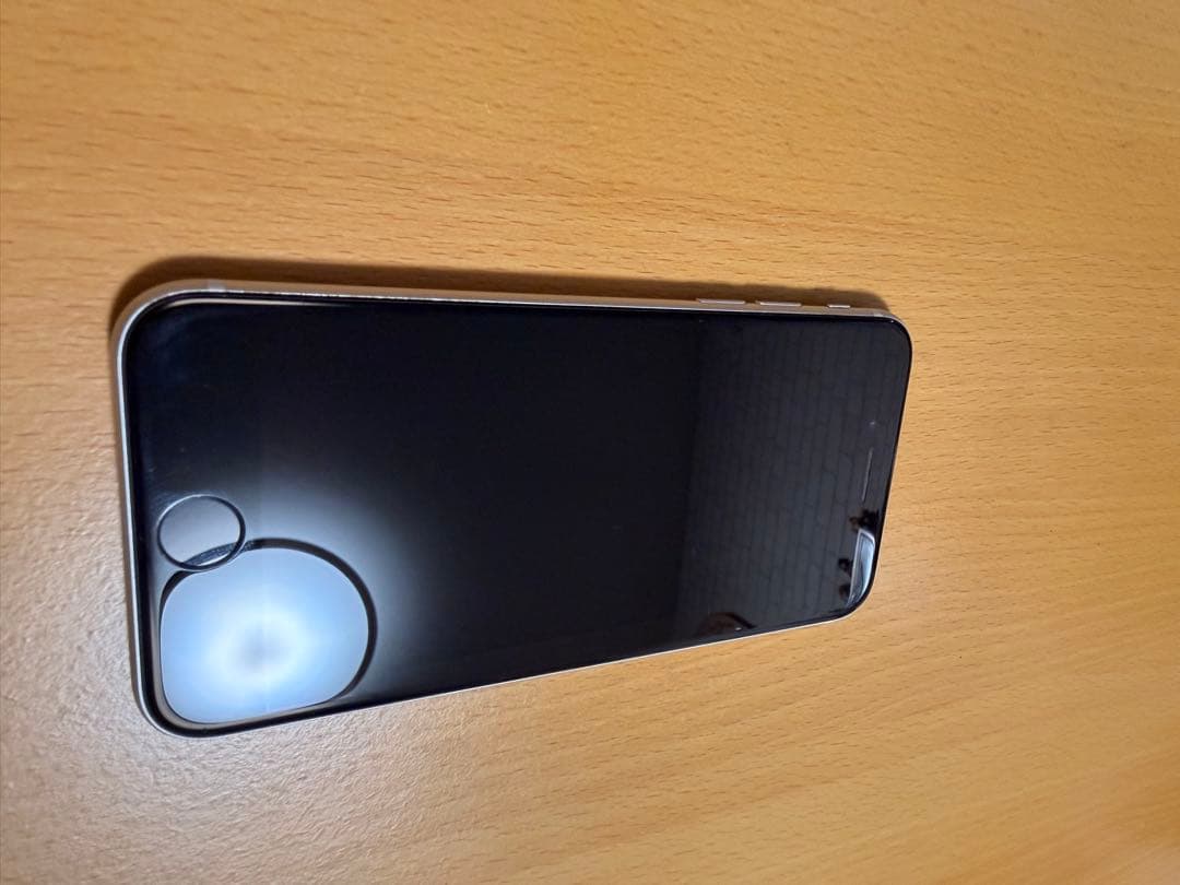 iPhoneSE ホワイト 2世代