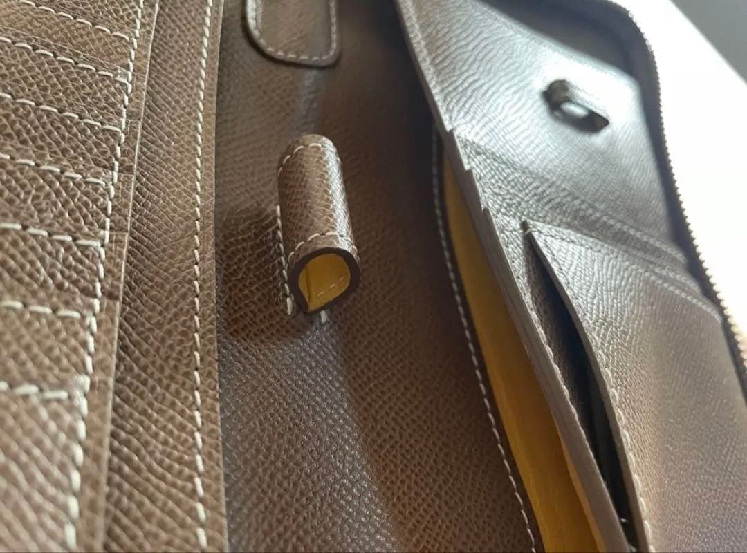 ブルックリンミュージアム　パスポートケース　トープ