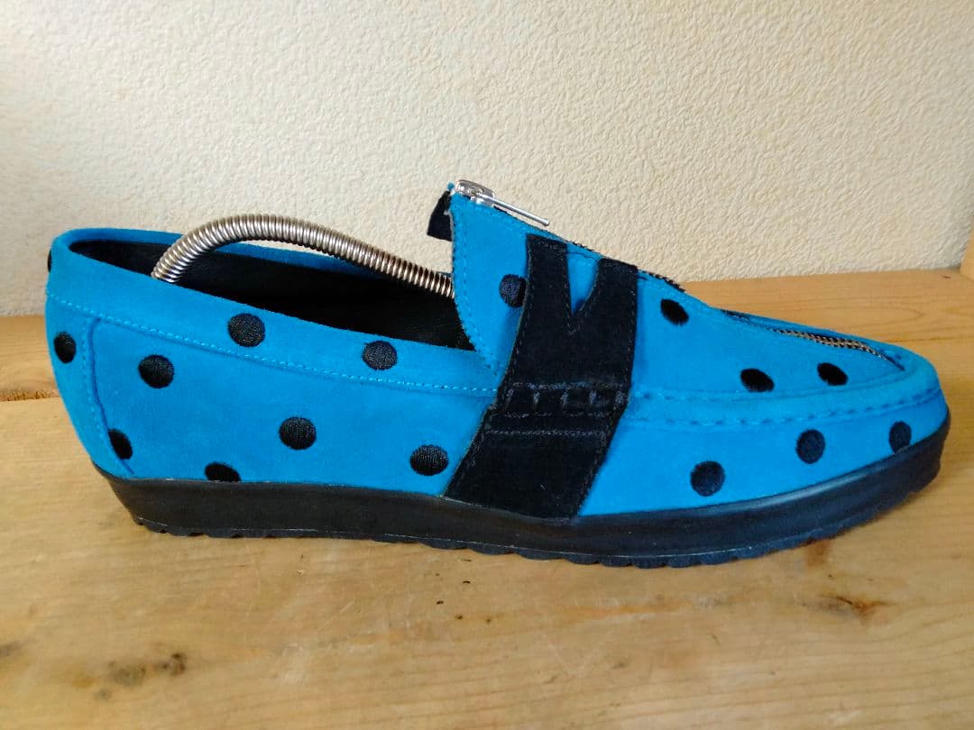 アディダスオリジナルス　JEREMY　SCOTT　フロントジップ　　シューズ