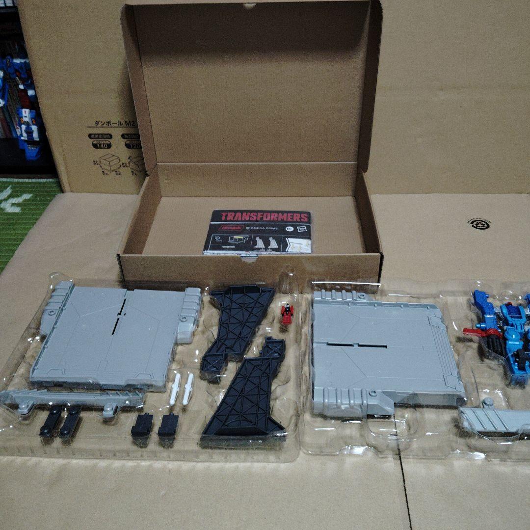 トランスフォーマー　ゴッドファイヤーコンボイ　　クラウドファンディング　国内版