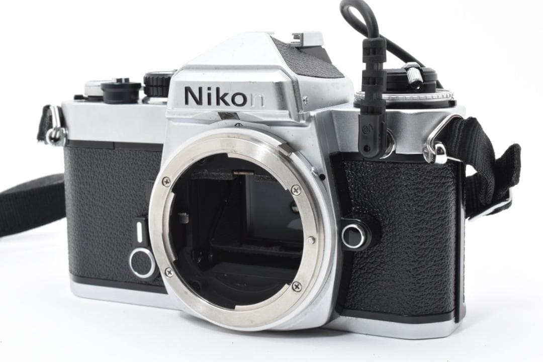 ★各部モルト張り替え済・美品★ ニコン Nikon FE ボディ #20947