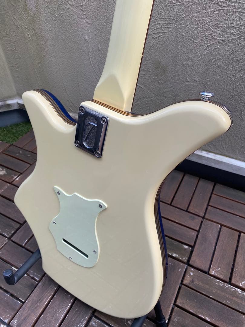 Italia Guitars Monza(ビザールギター)