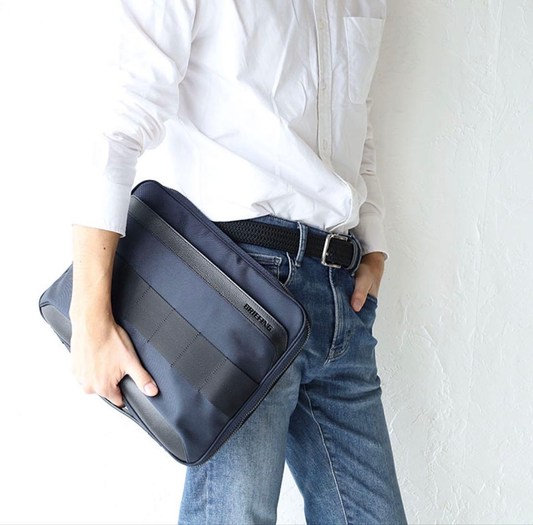 BRIEFING FUSION DOCUMENT CASE パソコンケース