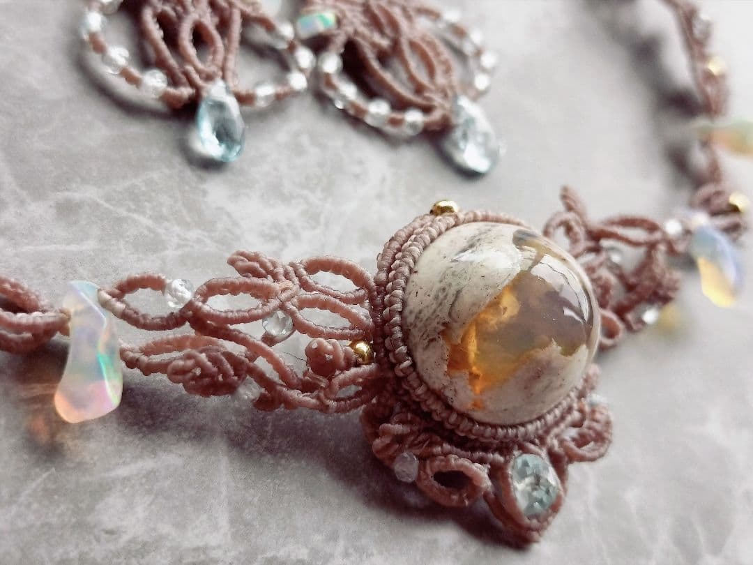 カンテラオパールチョーカーマクラメネックレス✧synchronicity ✡。