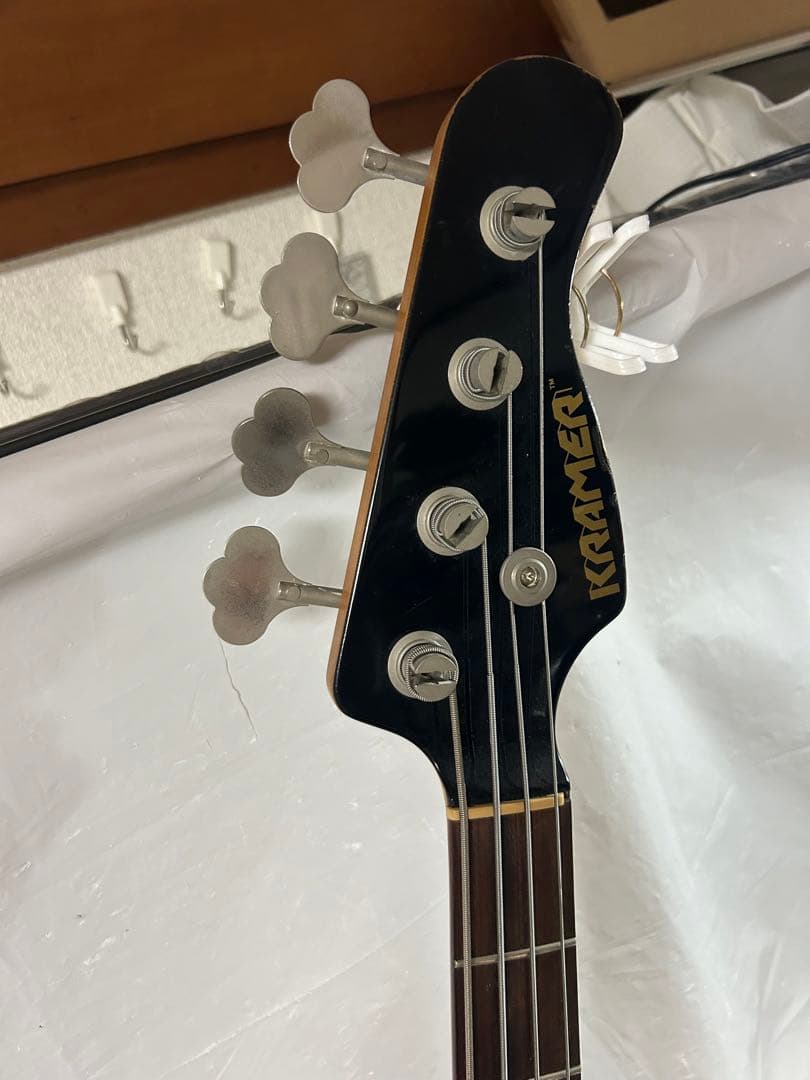 kramer ベース　キズあり　ジャンク品