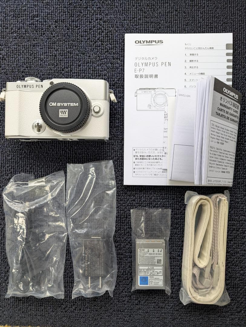 【美品】オリンパス PEN E-P7 ボディ ホワイト ペン OLYMPUS