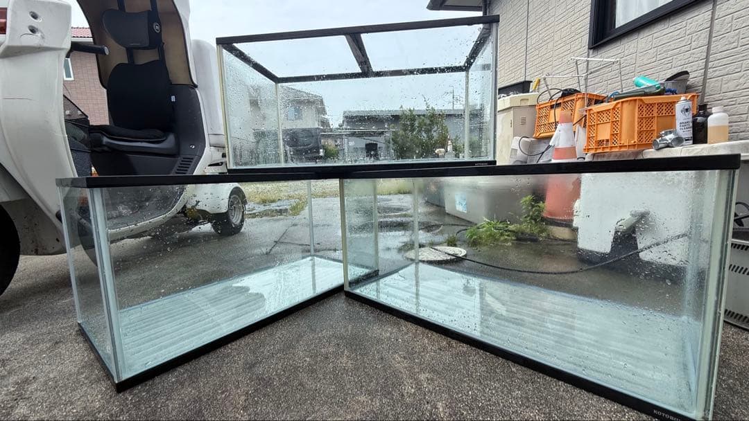 三重県四日市市引き取り限定 KOTOBUKI90×45×45水槽 3つセット