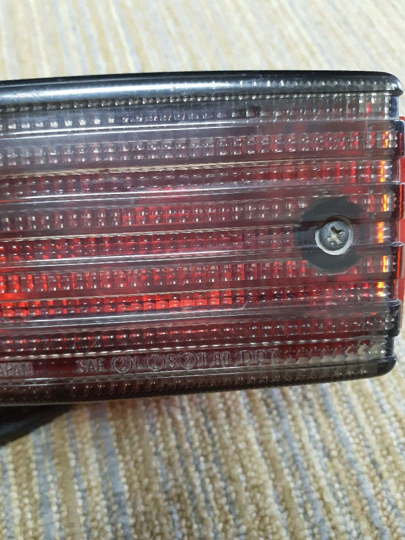 Z400GP テールランプ　中古