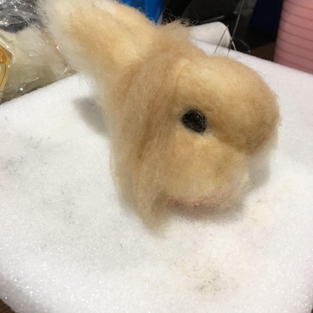r様 うさぎさん 羊毛フェルトストラップ