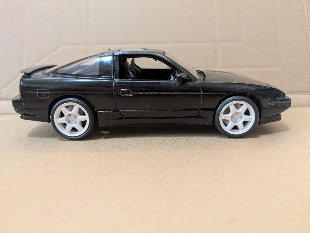 アオシマ　DISM 1/24 NISSAN 180SX