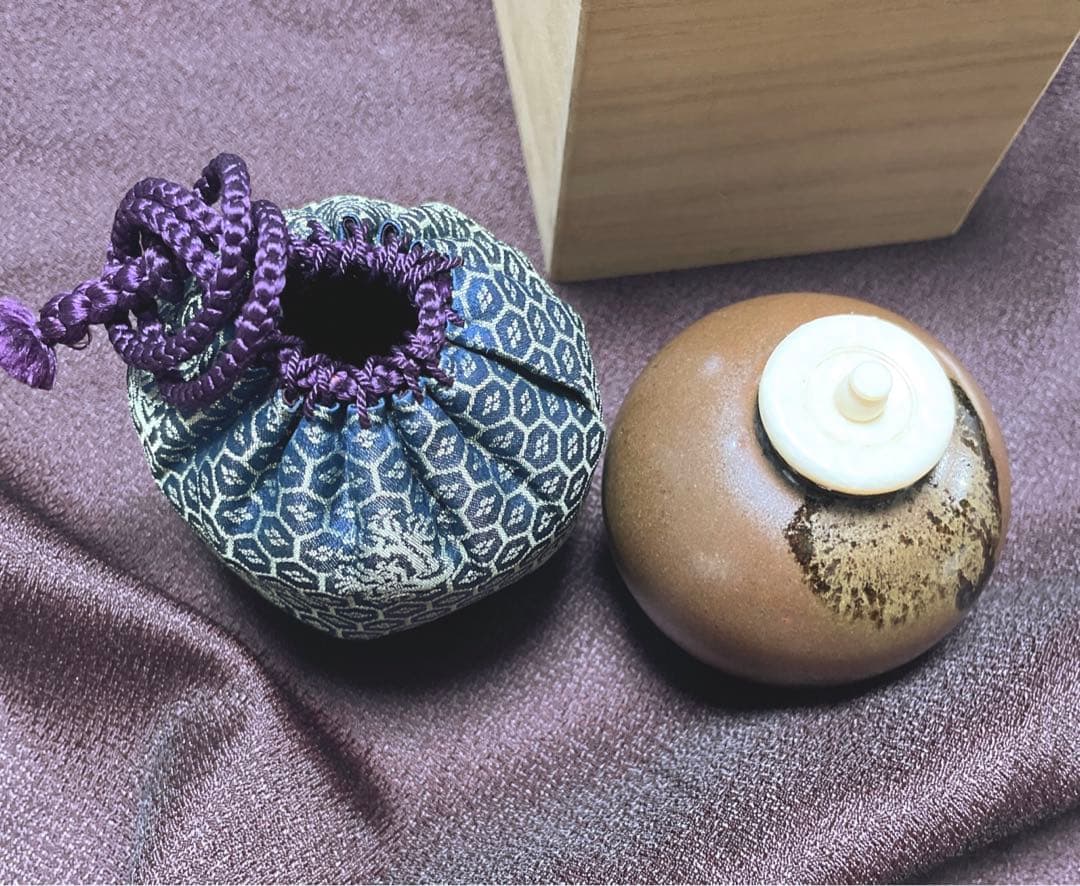 茶道具　文淋茶入　信水作　丹波焼　亀甲緞子　アンティークお茶入れ壷　茶入