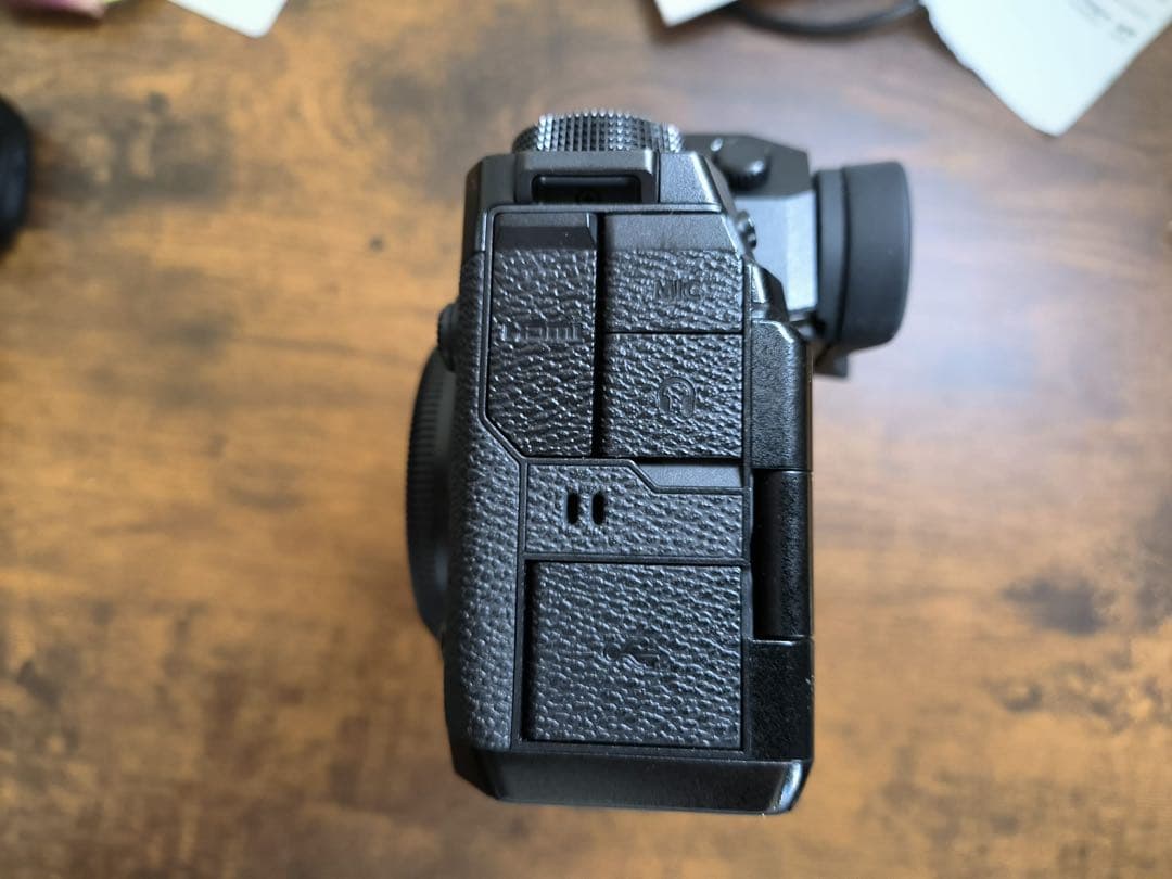 フィルムカメラ FUJIFILM XH2