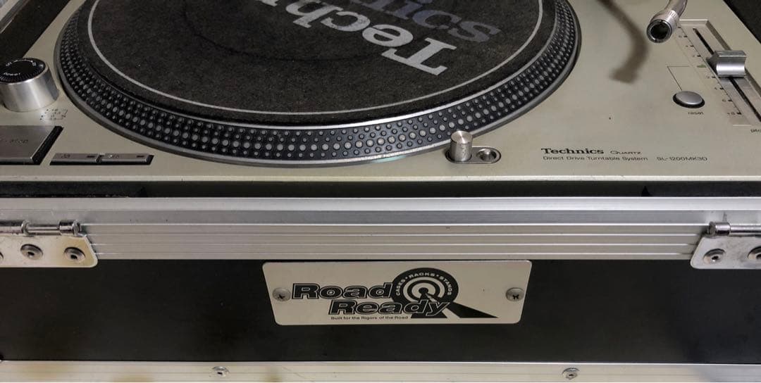 Technics SL-1200 MK3Dターンテーブル完全動作品ハードケース付