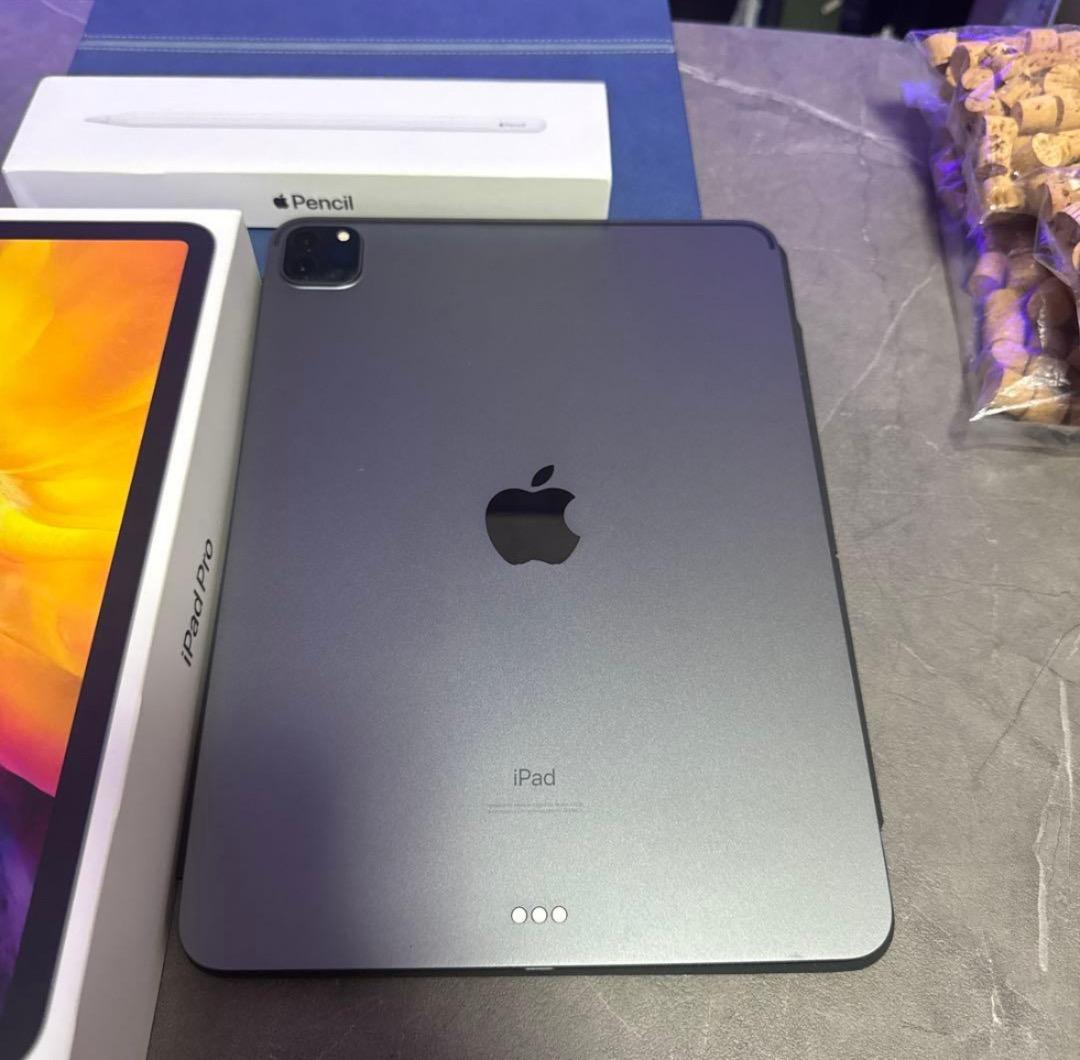 iPadPro11インチ 2020 Wi-Fiモデル 256GB