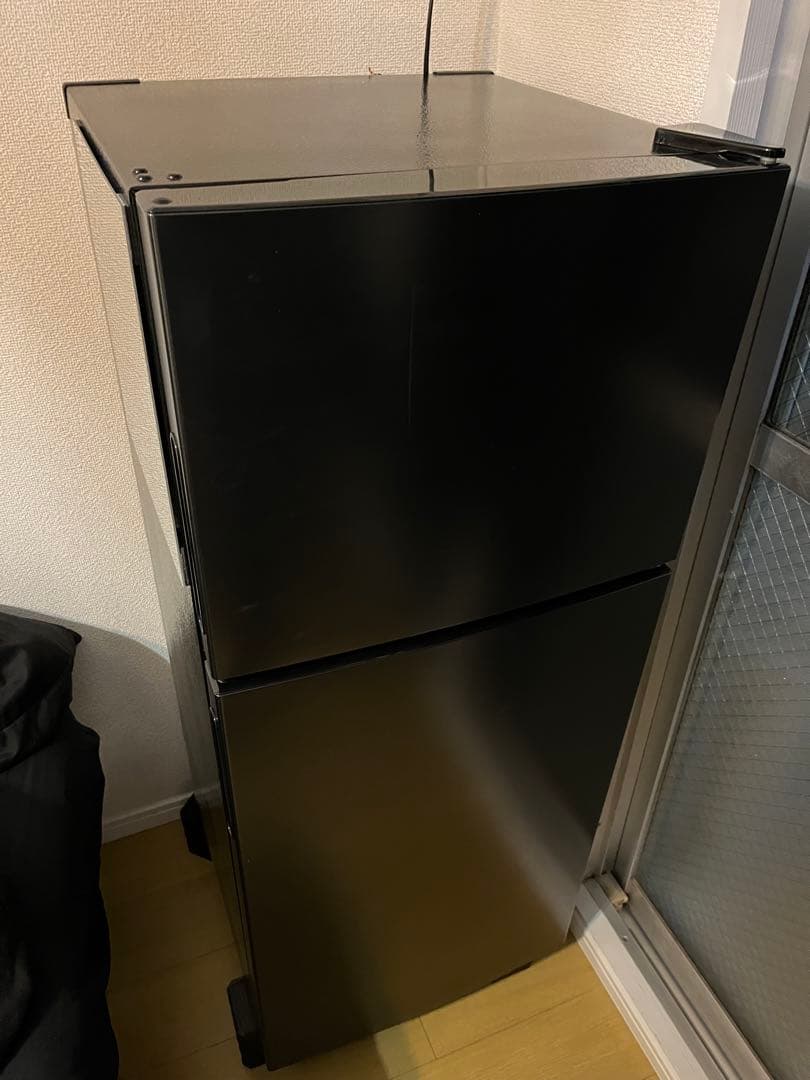 maxzen ブラック冷蔵庫 118Ꮮ 上部冷凍室付き