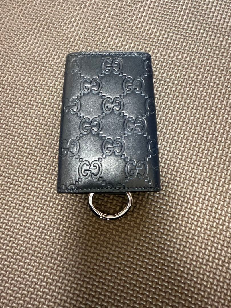 GUCCI レザー キーケース