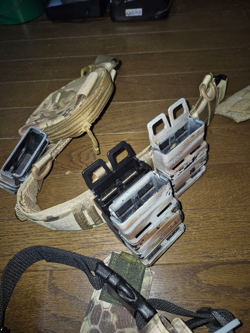 サバゲ　まとめ売り　東京マルイガスガン二丁　その他