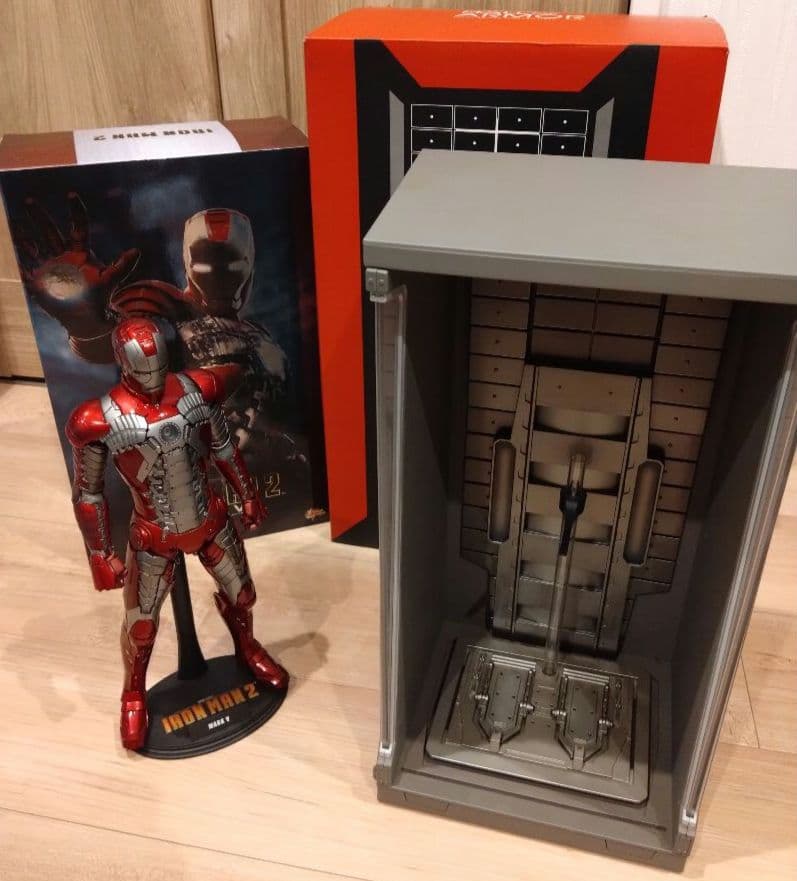 ホットトイズ アイアンマン マーク5 ホール・オブ・アーマー