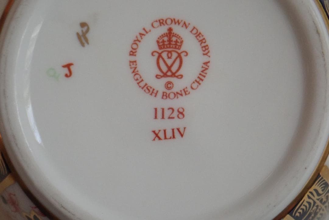 花瓶  Crown Derby