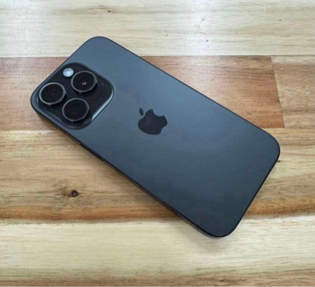 美品　iPhone 15 Pro｜128gb｜SIMフリー
