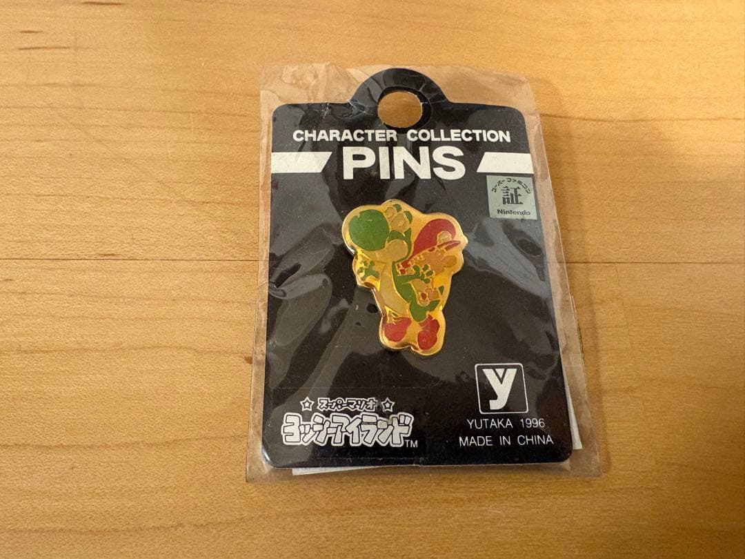 スーパーマリオ ヨッシーアイランド ピンバッジ