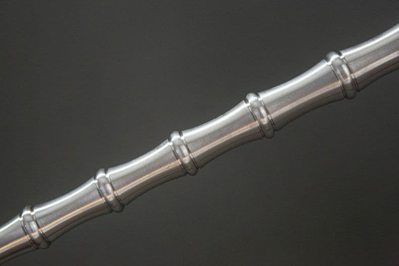 神龍 鋼鞭 古兵器 武具 手鍛造打 映画 ぼうげき 武術の棒 護身工具 装飾用